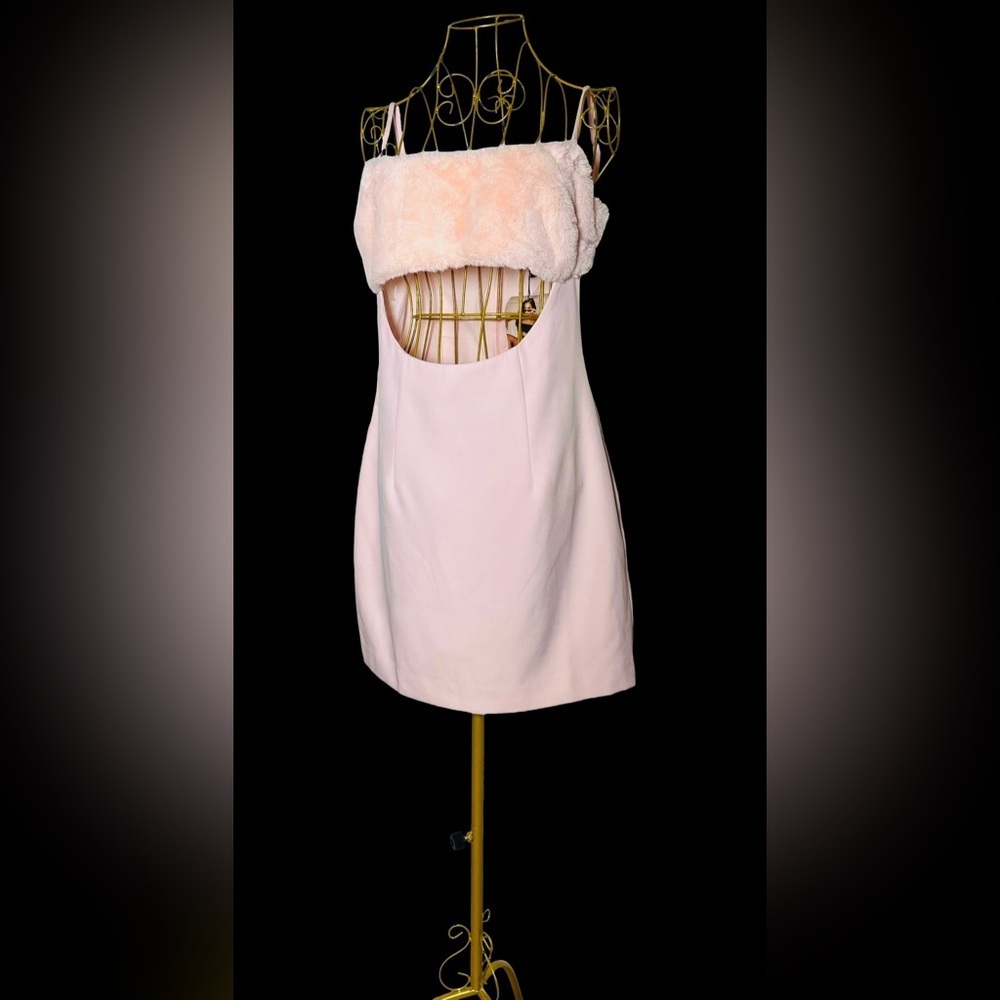 NWT Naked Wardrobe Powder Pink Fuzzy Cut-Out Sheath Mini Dress, Large